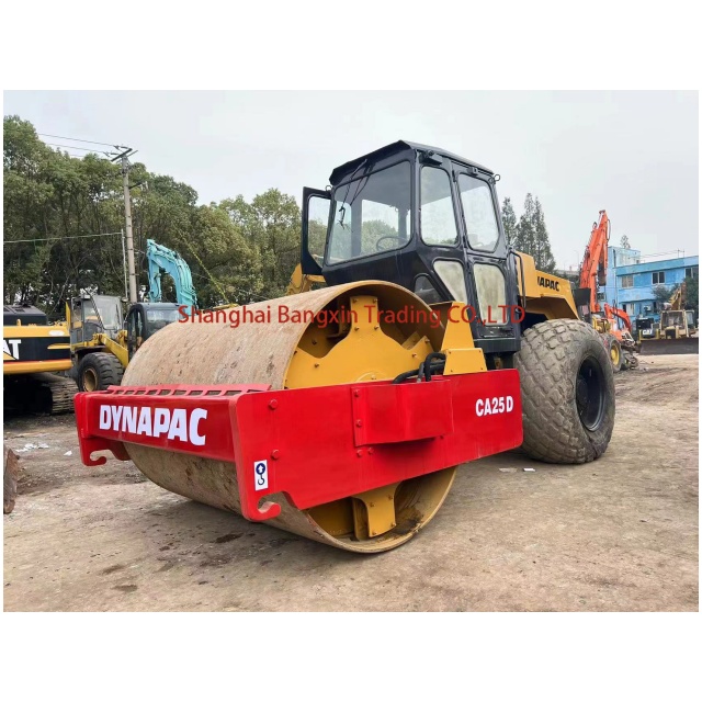поставщик подержанных дорожных катков DYNAPAC CA25D