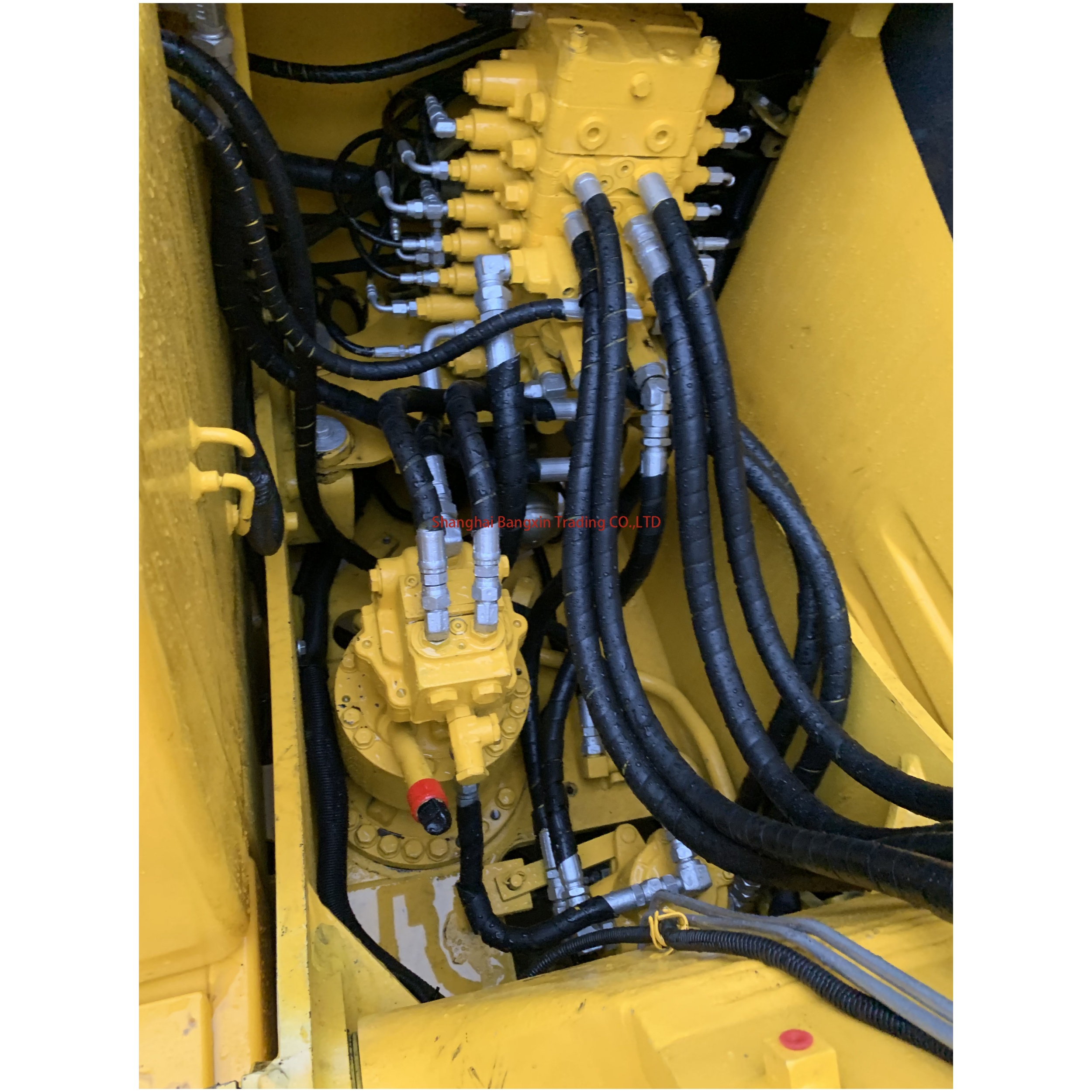 used excavator komatsu pc130 wholesaler оптовик подержанный экскаватор Komatsu PC130