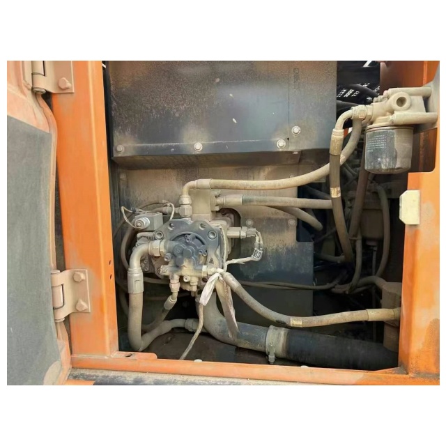 used doosan dx130 excavator vendor продавец подержанного экскаватора doosan dx130