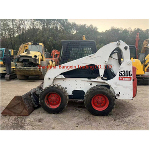 Мини-погрузчик с бортовым поворотом Bobcat S300 3 тонны, оригинальный японский мини-погрузчик в хорошем состоянии, на продажу