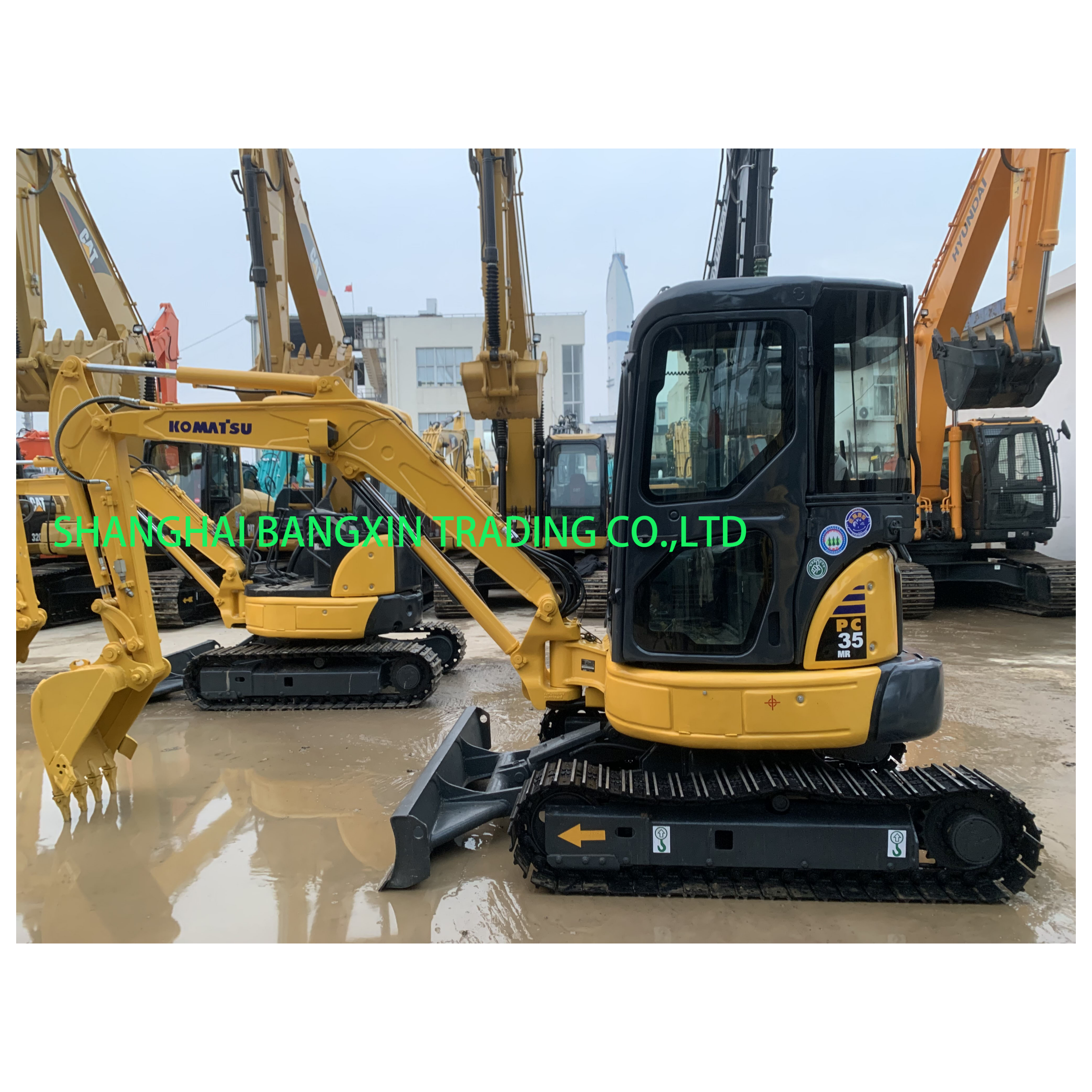 used mini excavator komatsu pc35 manufacturer подержанный мини-экскаватор Komatsu pc35 производитель