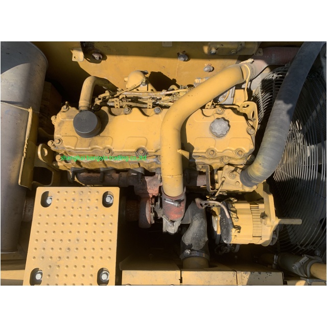 поставщик подержанного экскаватора cat330d